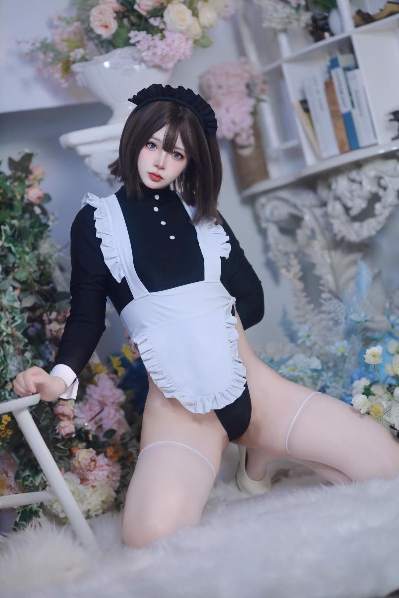 【值得珍藏】-疯猫ss 少女衣橱 歪萌舍连体【58P-898MB】 【值得珍藏】-疯猫ss 少女衣橱 歪萌舍连体【58P-898MB】