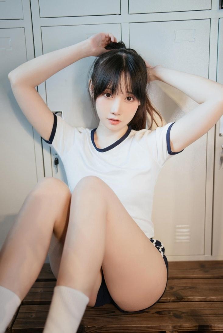 【精美作品】-焖焖碳体操服