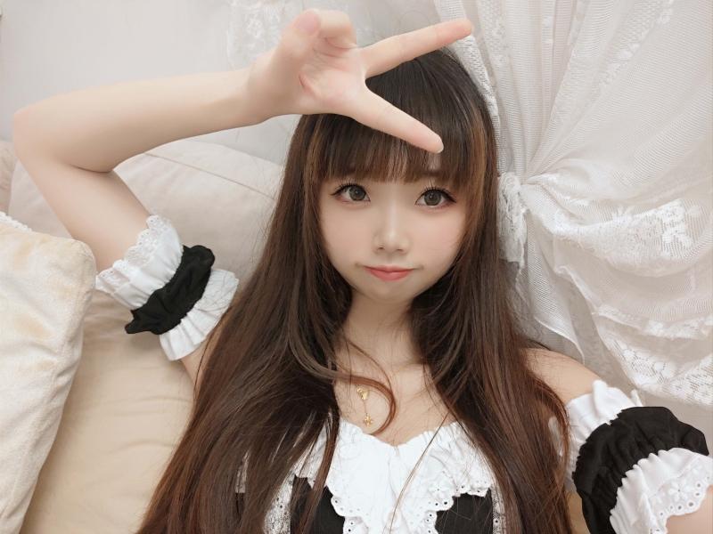 【收藏版】-雪琪SAMA 对镜女仆【28P-2V750MB】 【收藏版】-雪琪SAMA 对镜女仆【28P-2V750MB】