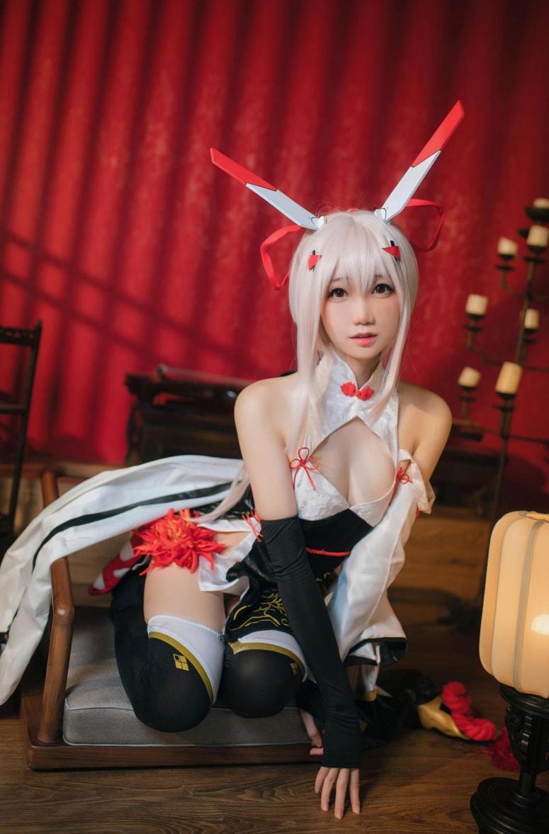 【完美coser】-焖焖碳碧蓝航线-绫波旗袍·新岁之鬼神