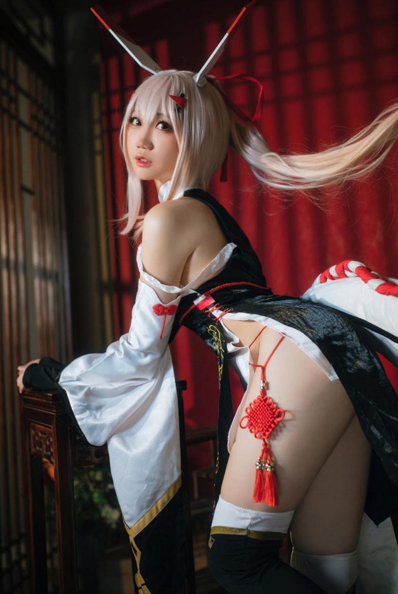 【完美coser】-焖焖碳碧蓝航线-绫波旗袍·新岁之鬼神