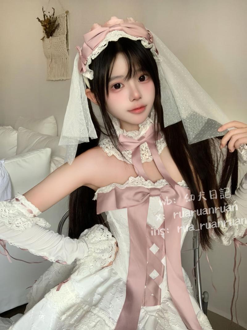 【精品资源】-rua阮阮初恋缎带【18P-22.8MB】
