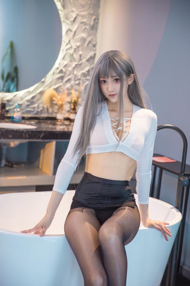 【精品资源】-冬马路纱(Luisa_零纱)浴缸湿身黑丝【23P-425MB】