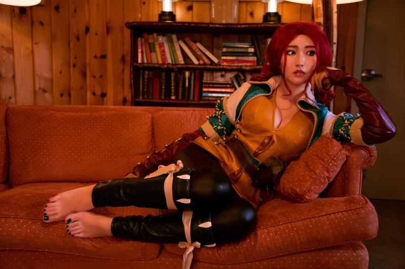【完美coser】-MissWarmJ特莉丝【46P-1V-555MB】