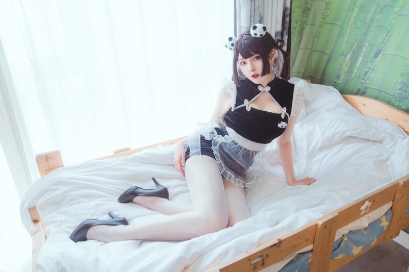 【非常赞】-Natsuko夏夏子 熊猫女仆【64P-1V851MB】