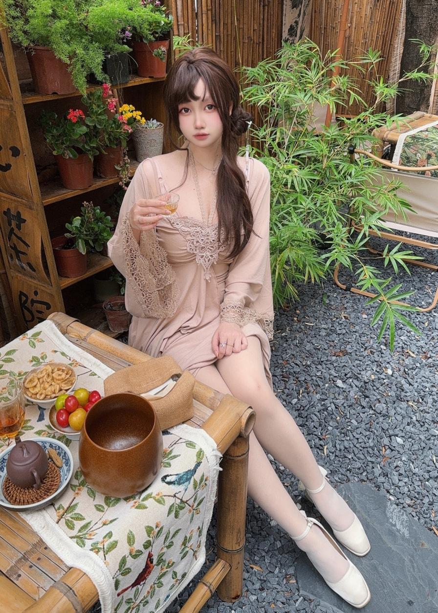 【coser推荐】-洛桑w伊梓 –2025-05-专属-猫猫衬衫