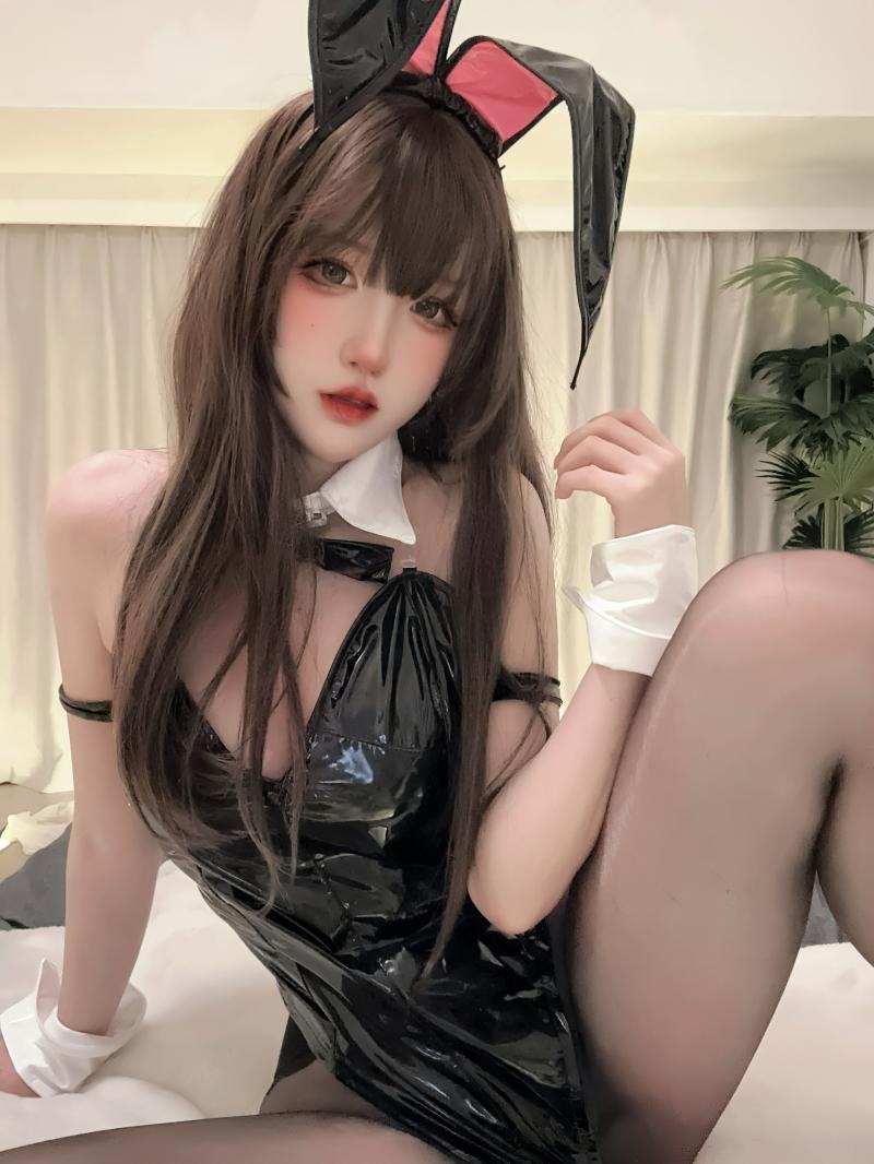 【值得一看】-阿薰kaOri 兔女郎定制【46P-5V92MB】