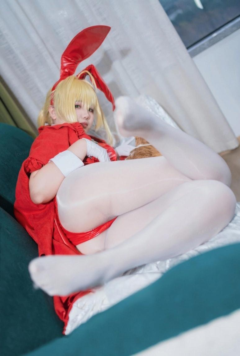 【作品推荐】-阿半今天很开心FGO 尼禄圣诞节