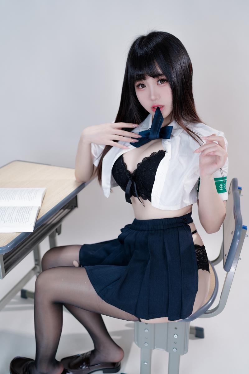 【小编强推】-miko酱ww の风纪委员【40P-258MB】