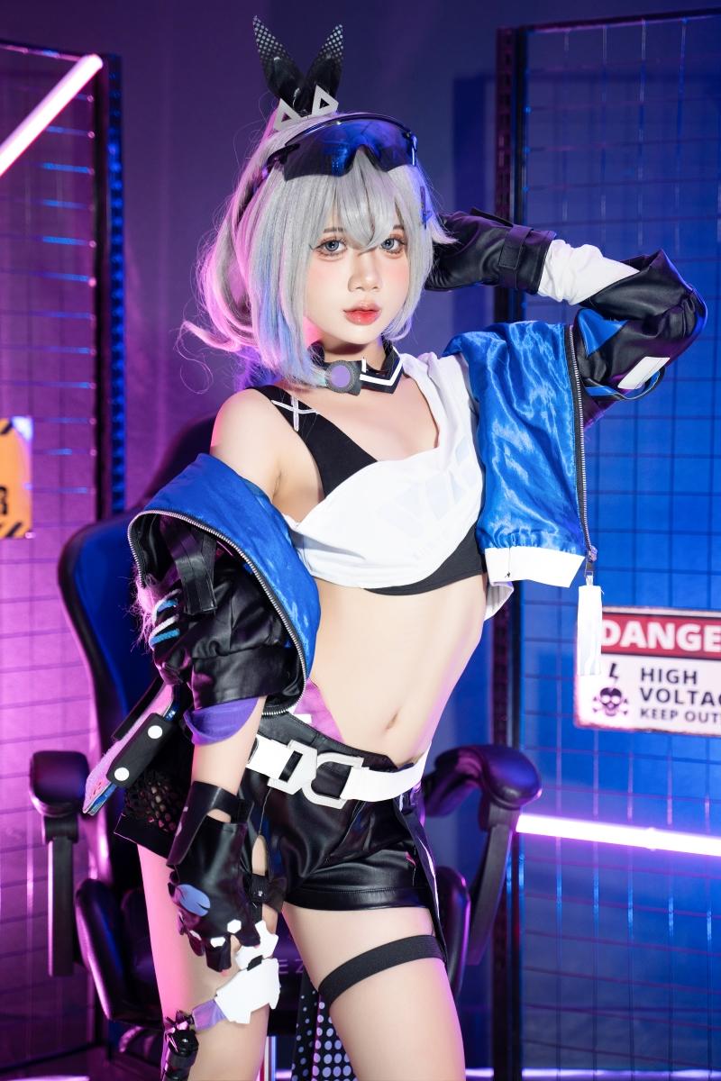 【值得一看】-PoppaChan SilverWolf【139P-11V1.20GB】 【值得一看】-PoppaChan SilverWolf【139P-11V1.20GB】