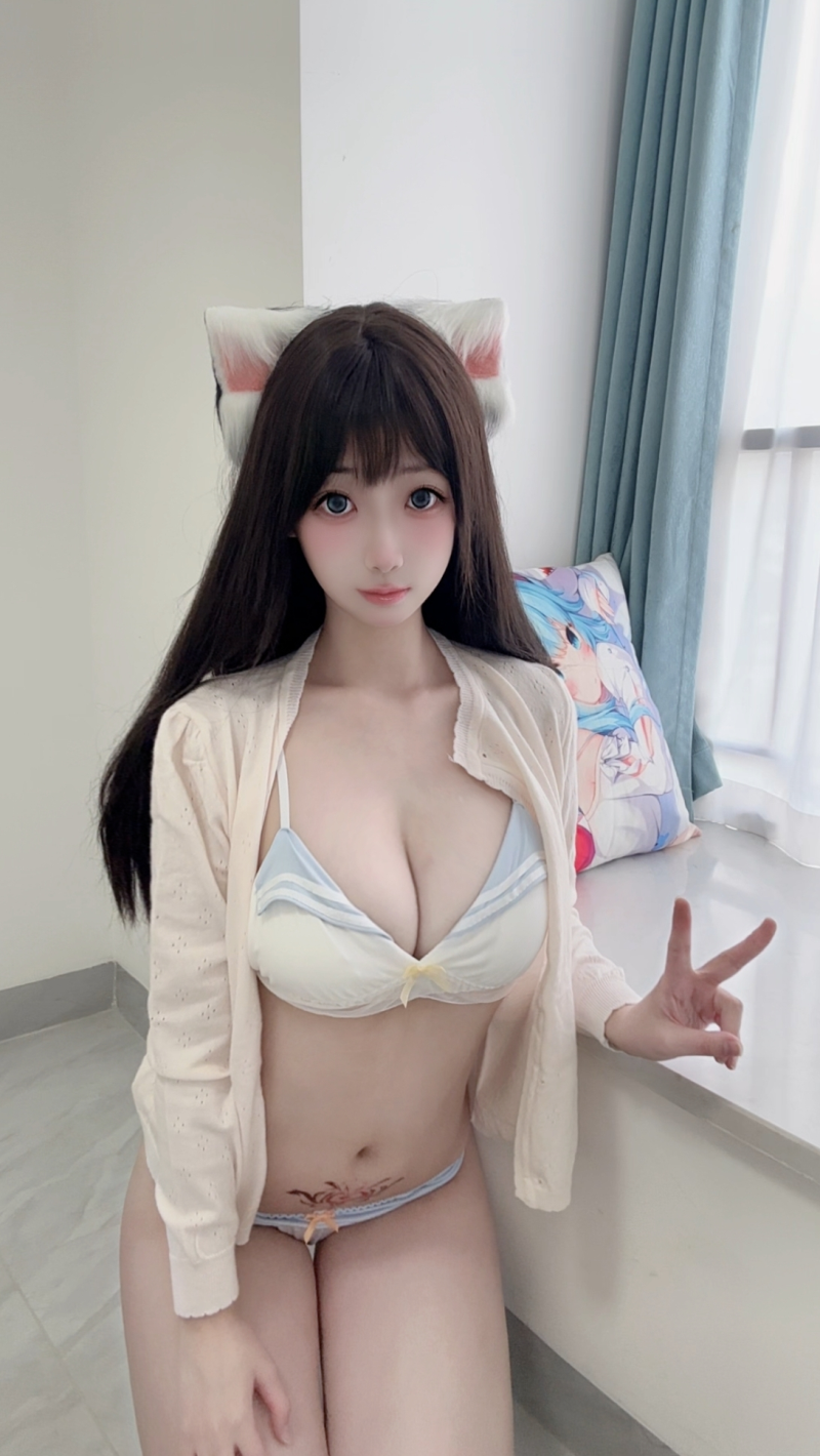 【精美作品】-B站 兔叽兔姬24年12月舰长【23P-3V-366MB】
