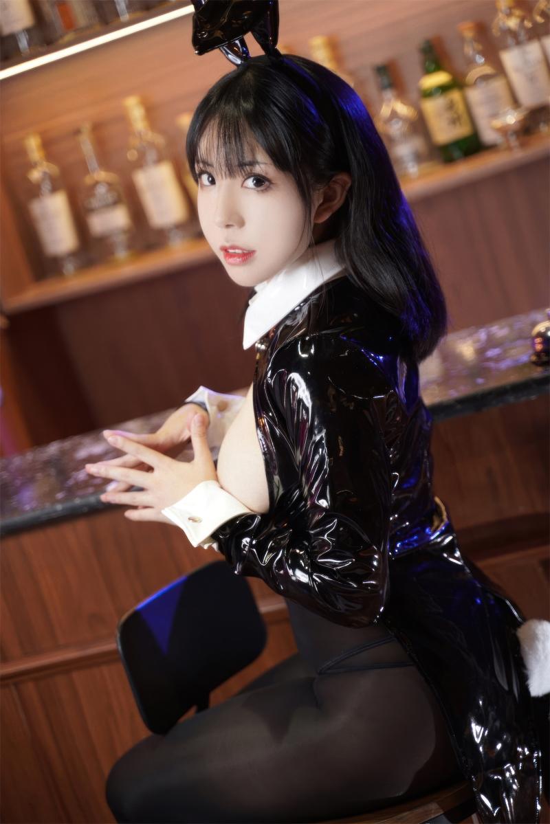 【快来一看】-虎森森 侍女兔兔【41P-349MB】