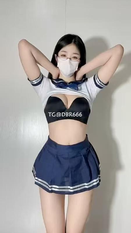 清纯小妈极品小姨氛围感摄影 温柔知性治愈系人像赏析